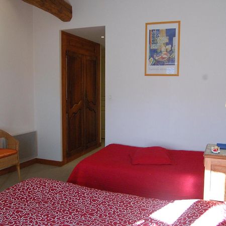 Hotel Du Donjon Aulnay  Habitación foto